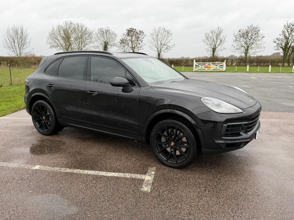 Used Porsche Cayenne 2018 for sale - 76686586: Photo 2