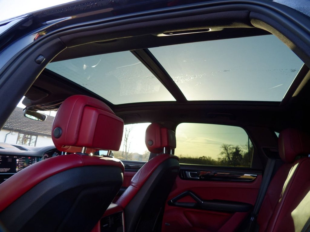 Used Porsche Cayenne 2018 for sale - 76686586: Photo 46