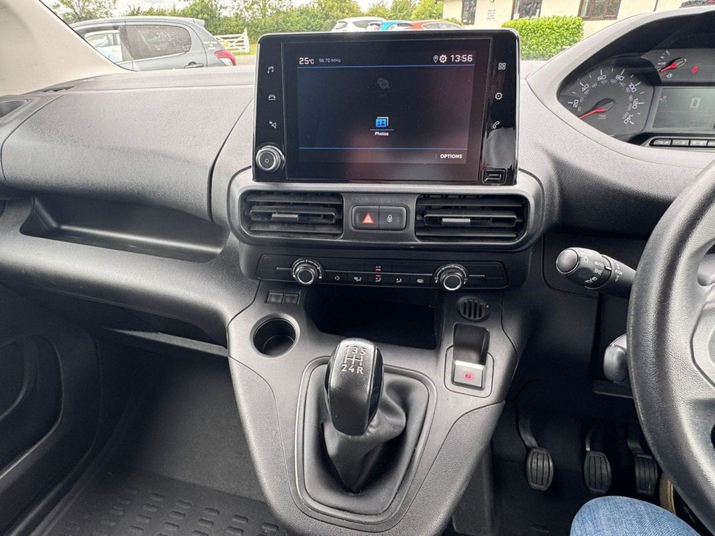 Vehicle 29