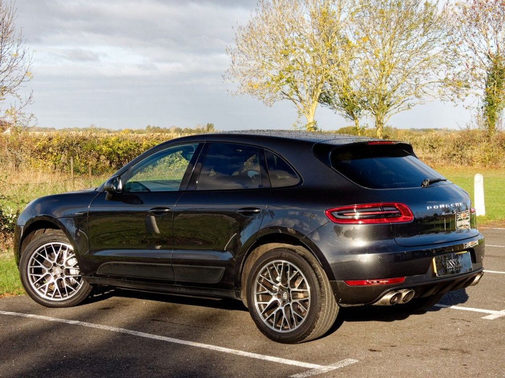 Used Porsche Macan 2016 for sale - 76385835: Photo 11