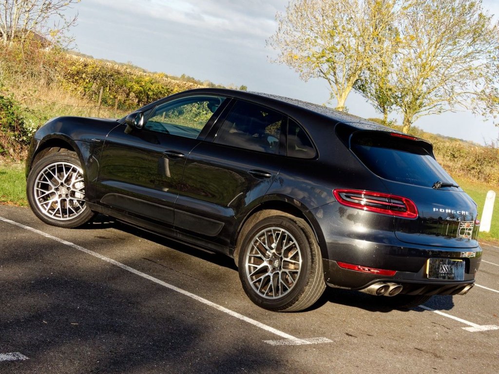 Used Porsche Macan 2016 for sale - 76385835: Photo 12