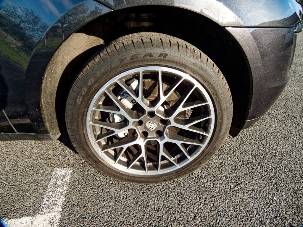 Used Porsche Macan 2016 for sale - 76385835: Photo 14