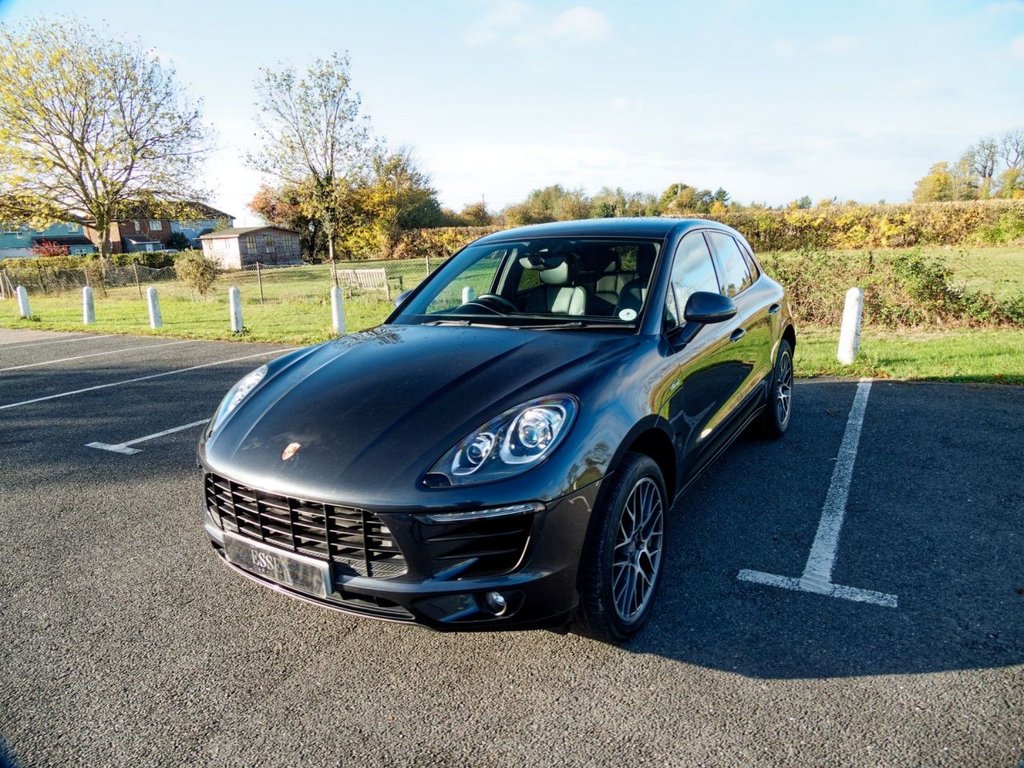 Used Porsche Macan 2016 for sale - 76385835: Photo 16