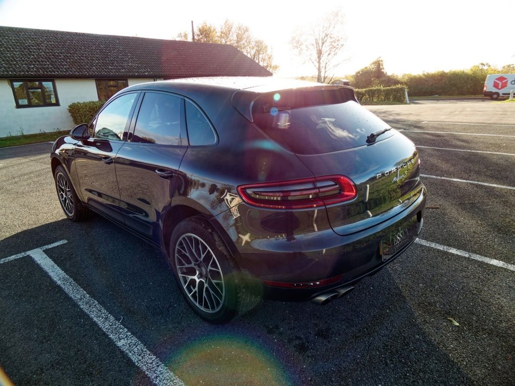 Used Porsche Macan 2016 for sale - 76385835: Photo 19