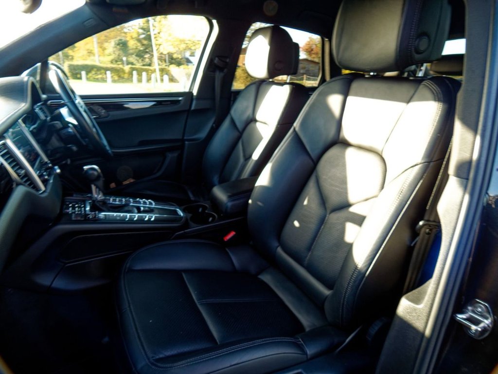 Used Porsche Macan 2016 for sale - 76385835: Photo 29