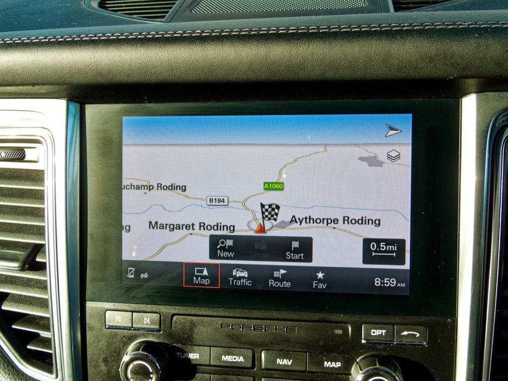 Used Porsche Macan 2016 for sale - 76385835: Photo 41