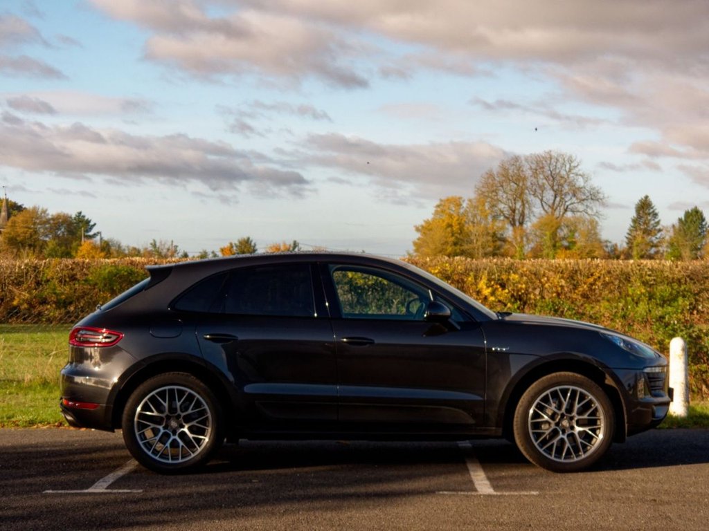 Used Porsche Macan 2016 for sale - 76385835: Photo 7