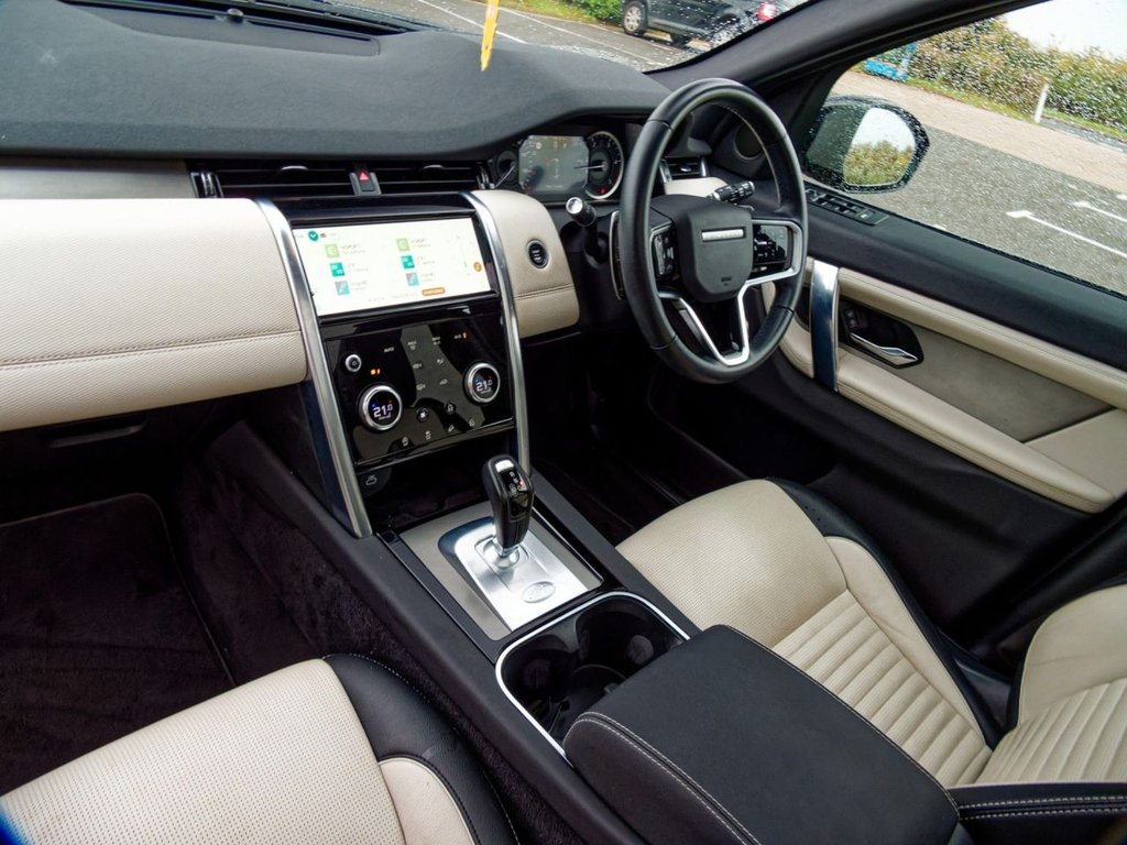 Used Land Rover Discovery Sport 2022 for sale - 76417653: Photo 32