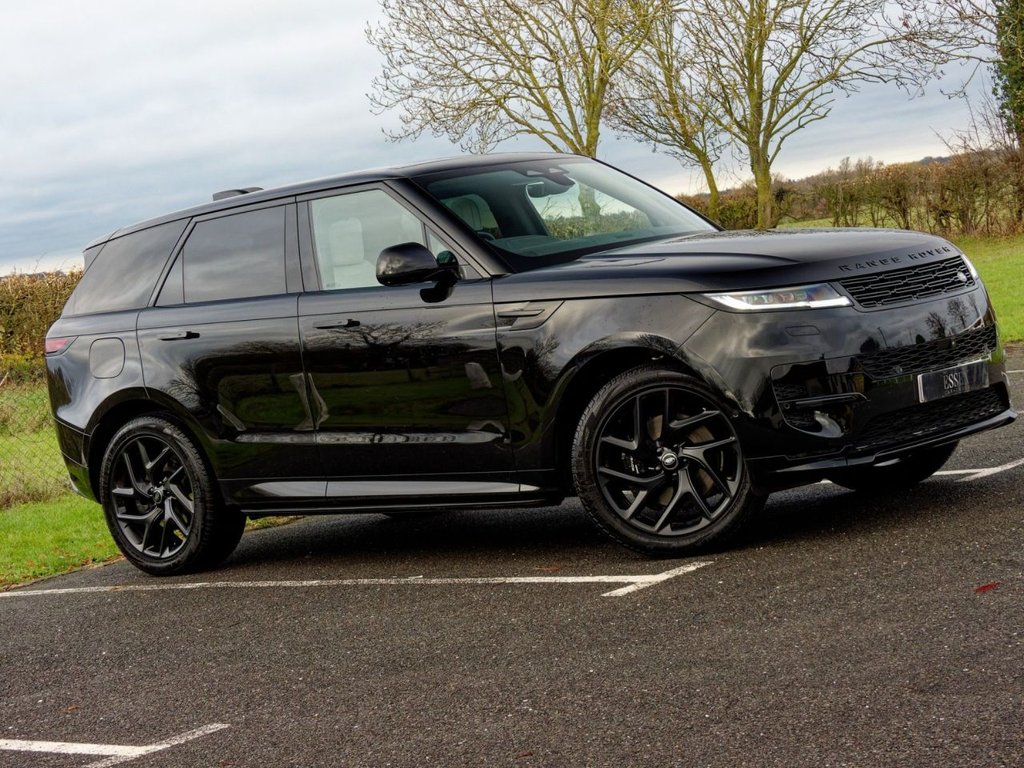 Used Land Rover Range Rover Sport 2024 for sale - 76724618: Photo 2