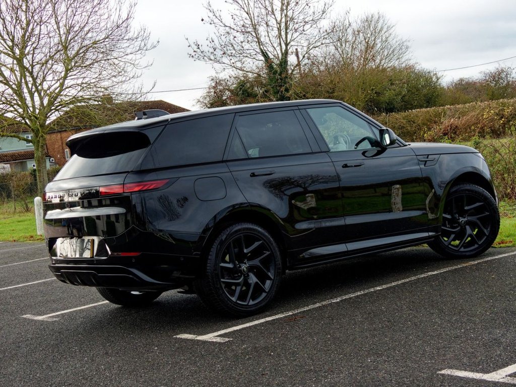 Used Land Rover Range Rover Sport 2024 for sale - 76724618: Photo 9