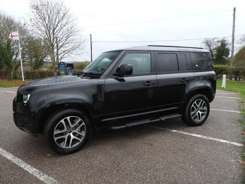 Used Land Rover Defender 2022 for sale - 76546668: Photo 11