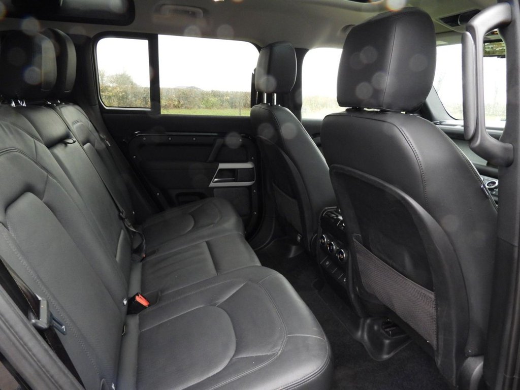 Used Land Rover Defender 2022 for sale - 76546668: Photo 23