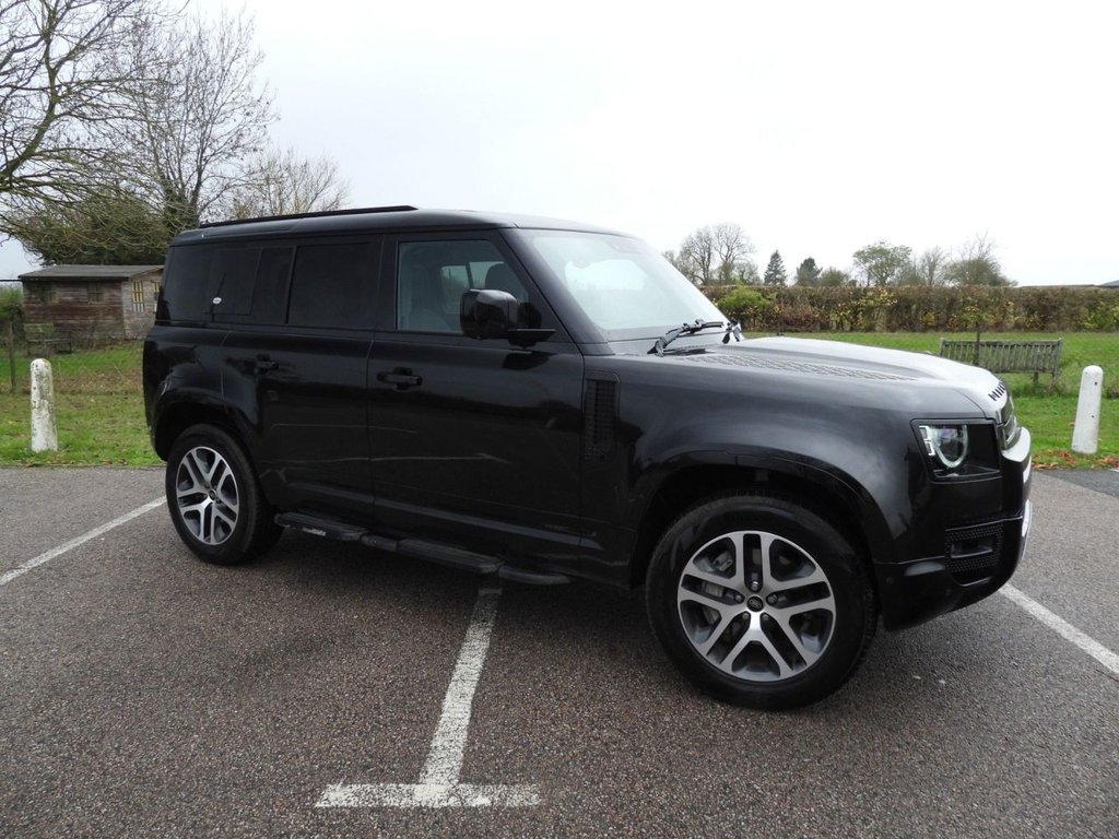 Used Land Rover Defender 2022 for sale - 76546668: Photo 3