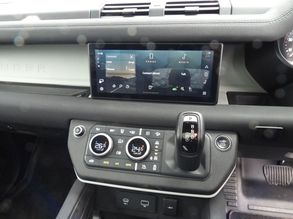 Used Land Rover Defender 2022 for sale - 76546668: Photo 30