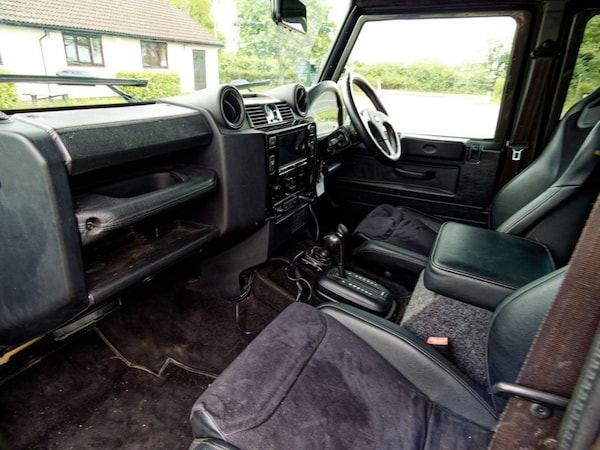 Used Land Rover Defender 110 2008 for sale - 74570651: Photo 32