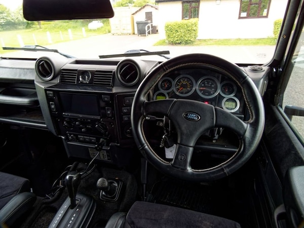 Used Land Rover Defender 110 2008 for sale - 74570651: Photo 37