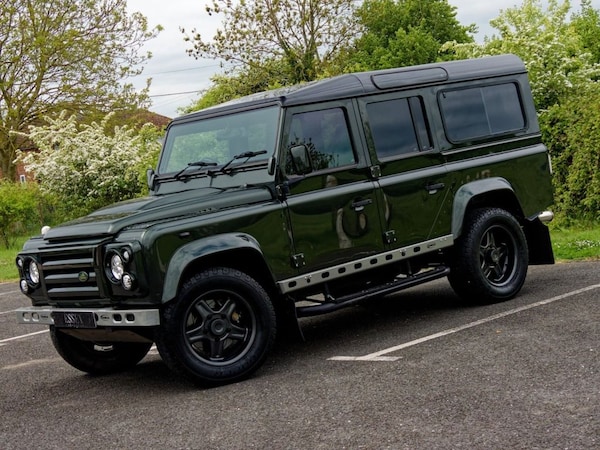 Used Land Rover Defender 110 2008 for sale - 74570651: Photo 5