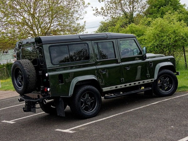 Used Land Rover Defender 110 2008 for sale - 74570651: Photo 8