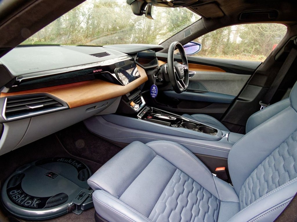 Used Audi e-tron GT 2024 for sale - 77139758: Photo 28