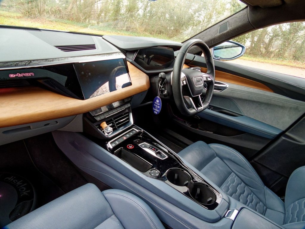 Used Audi e-tron GT 2024 for sale - 77139758: Photo 31