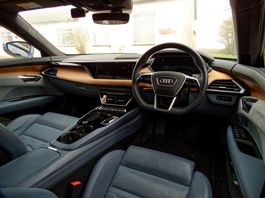 Used Audi e-tron GT 2024 for sale - 77139758: Photo 32