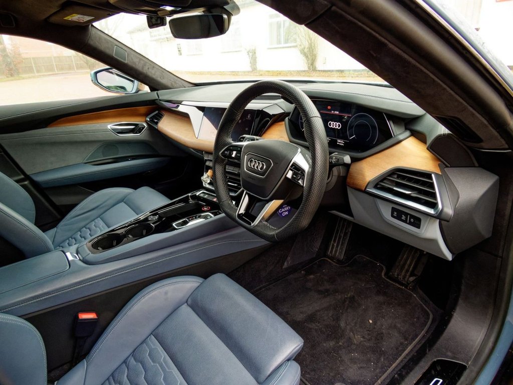 Used Audi e-tron GT 2024 for sale - 77139758: Photo 35