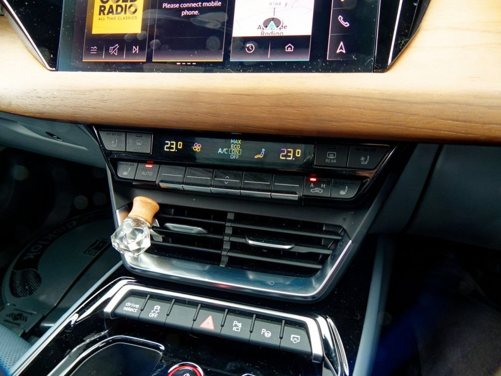 Used Audi e-tron GT 2024 for sale - 77139758: Photo 45