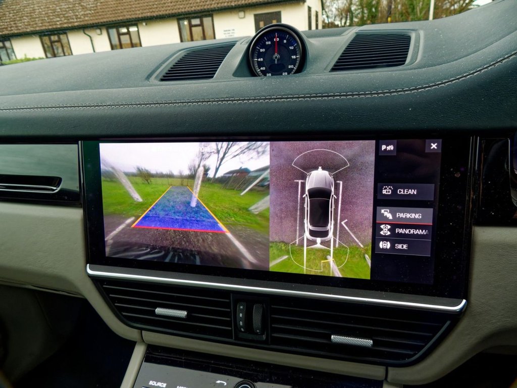 Used Porsche Cayenne 2019 for sale - 76883471: Photo 42