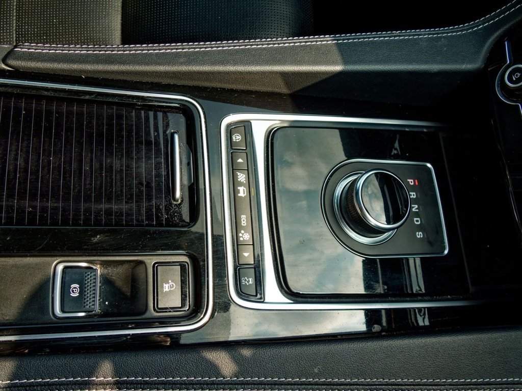 Used Jaguar F-Pace 2019 for sale - 77122112: Photo 31