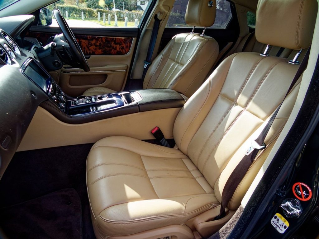 Used Jaguar XJ 2011 for sale - 76469585: Photo 28