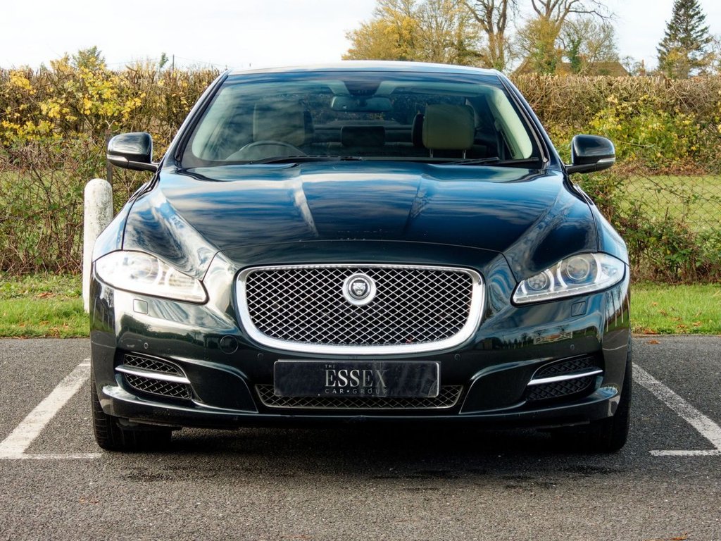 Used Jaguar XJ 2011 for sale - 76469585: Photo 3