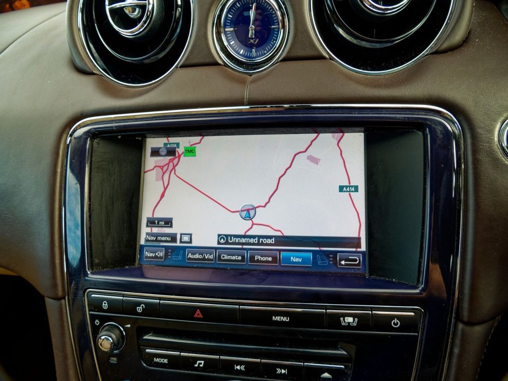 Used Jaguar XJ 2011 for sale - 76469585: Photo 42