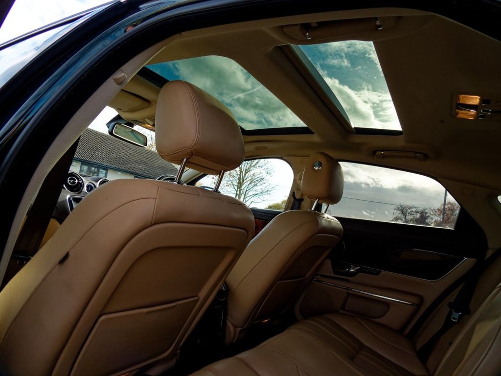 Used Jaguar XJ 2011 for sale - 76469585: Photo 45