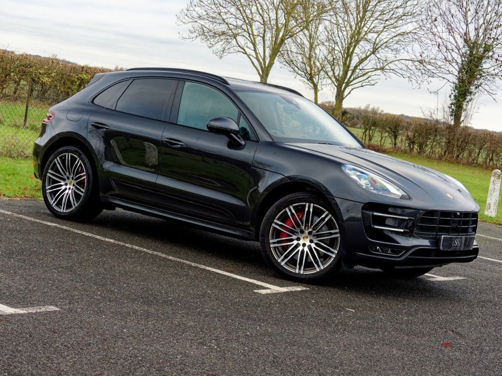 Used Porsche Macan 2017 for sale - 76725098: Photo 2