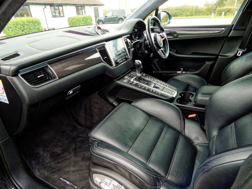 Used Porsche Macan 2017 for sale - 76725098: Photo 28
