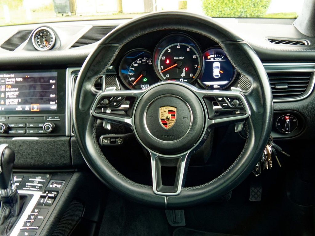 Used Porsche Macan 2017 for sale - 76725098: Photo 34