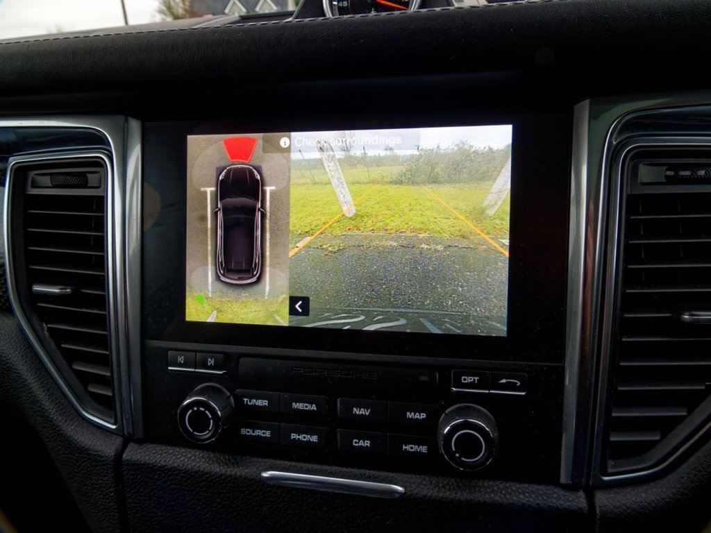 Used Porsche Macan 2017 for sale - 76725098: Photo 41