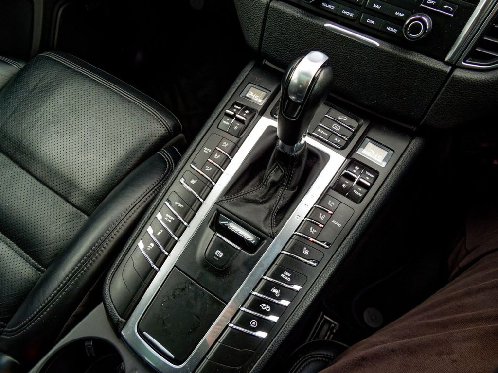 Used Porsche Macan 2017 for sale - 76725098: Photo 43