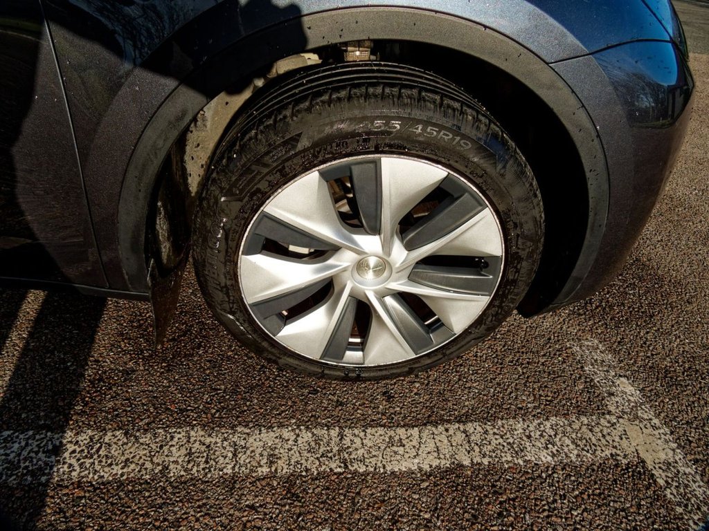 Used Tesla Model Y 2023 for sale - 77121761: Photo 13