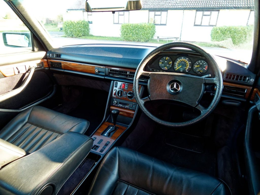 Used Mercedes-Benz S Class 1983 for sale - 76950270: Photo 31