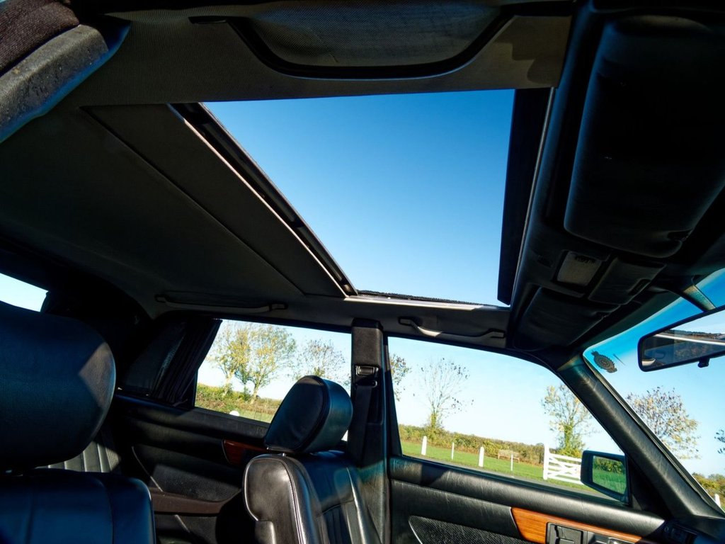 Used Mercedes-Benz S Class 1983 for sale - 76950270: Photo 39