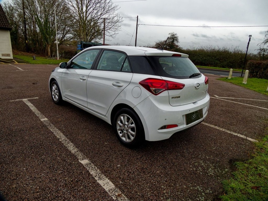 Used Hyundai i20 2017 for sale - 77171859: Photo 19