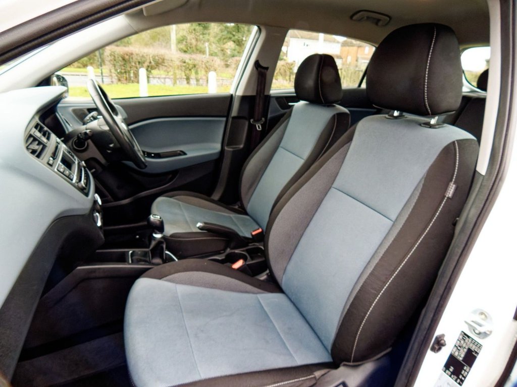 Used Hyundai i20 2017 for sale - 77171859: Photo 29