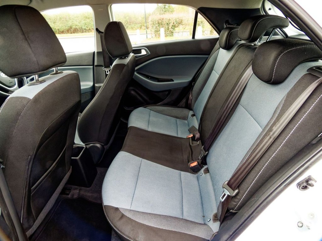 Used Hyundai i20 2017 for sale - 77171859: Photo 30