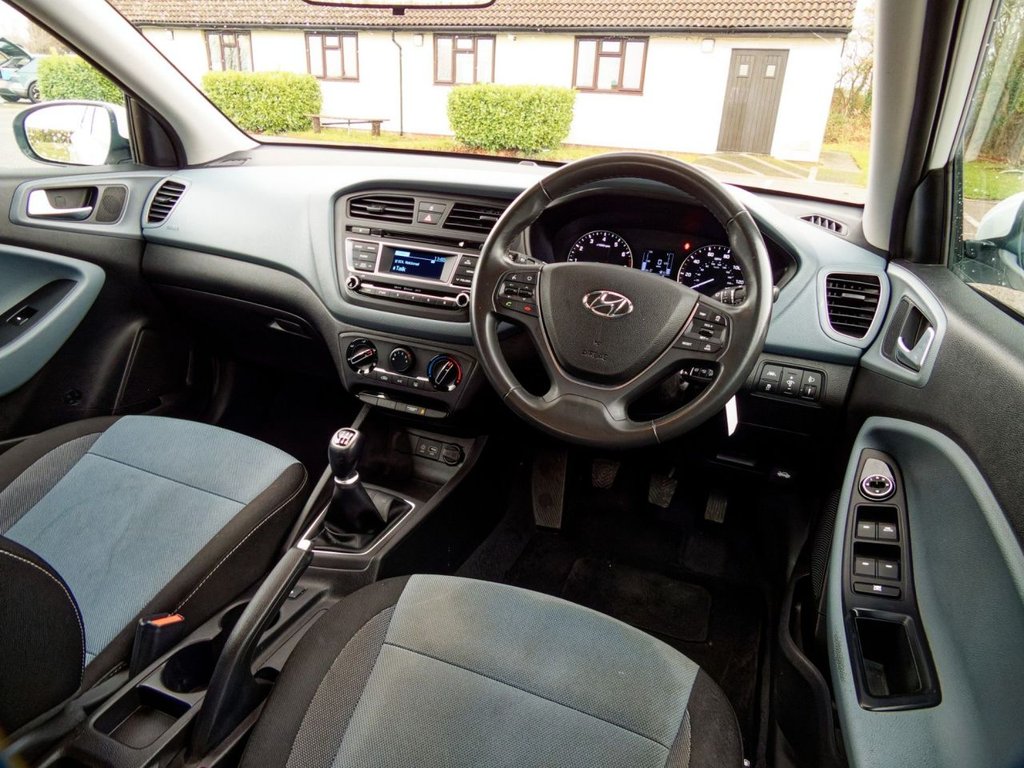 Used Hyundai i20 2017 for sale - 77171859: Photo 32