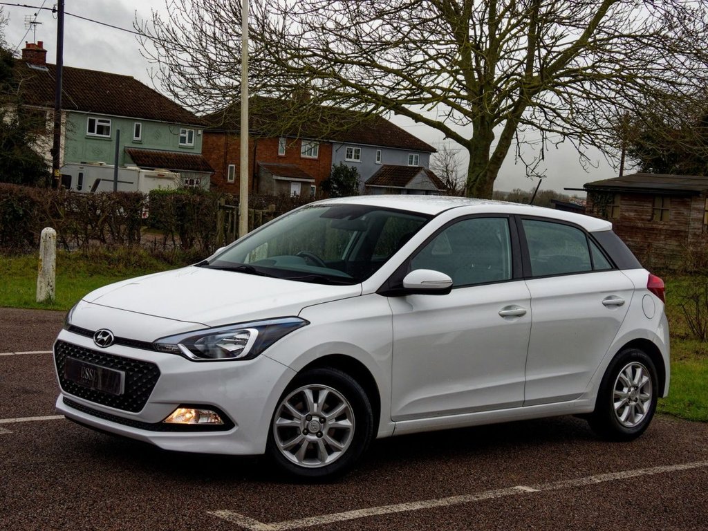 Used Hyundai i20 2017 for sale - 77171859: Photo 4