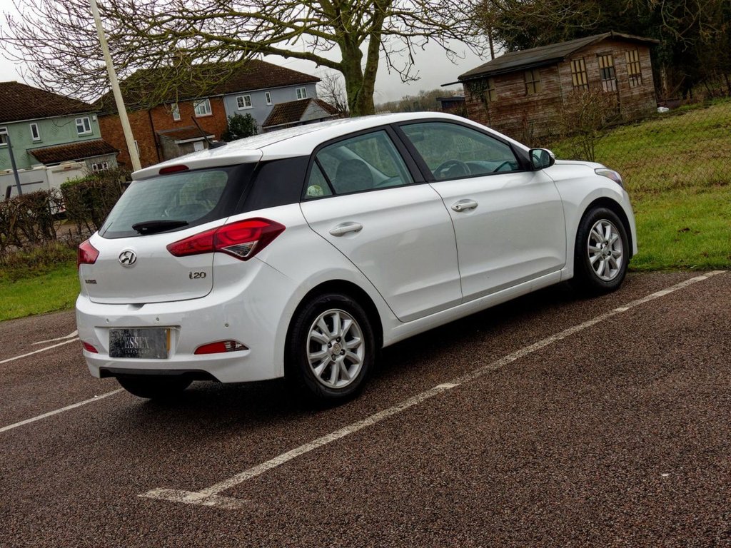 Used Hyundai i20 2017 for sale - 77171859: Photo 9