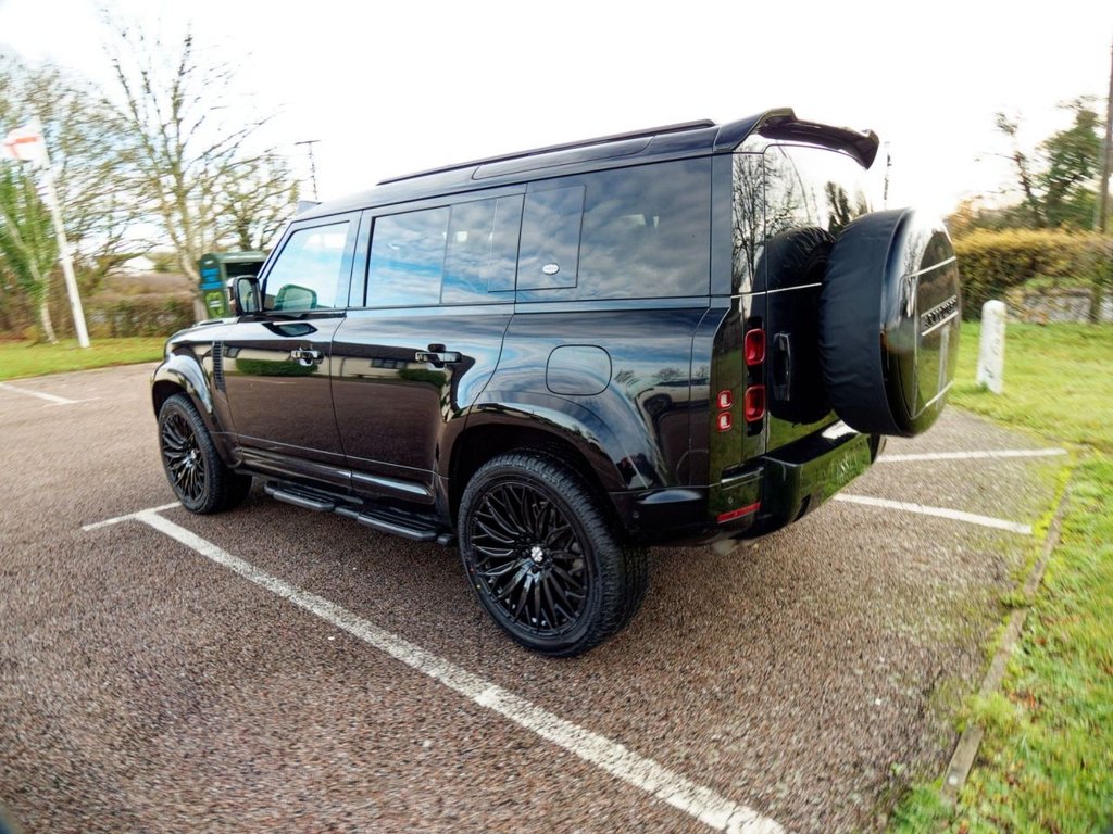 Used Land Rover Defender 2022 for sale - 76962109: Photo 22