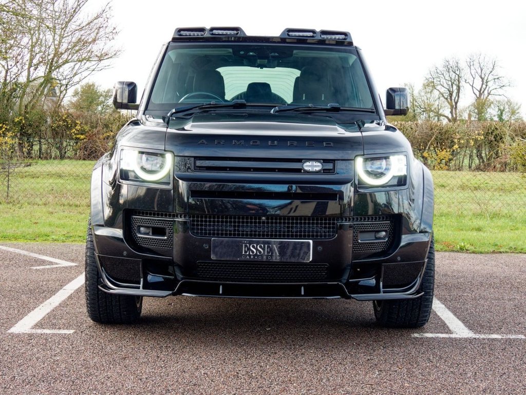 Used Land Rover Defender 2022 for sale - 76962109: Photo 3