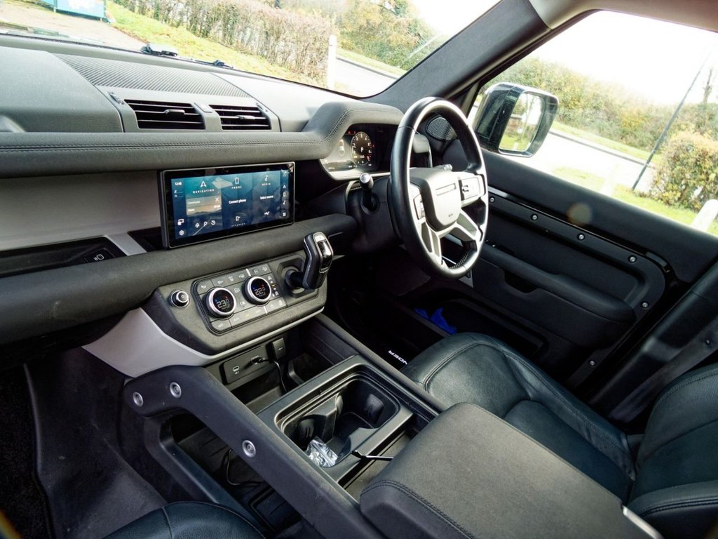 Used Land Rover Defender 2022 for sale - 76962109: Photo 34